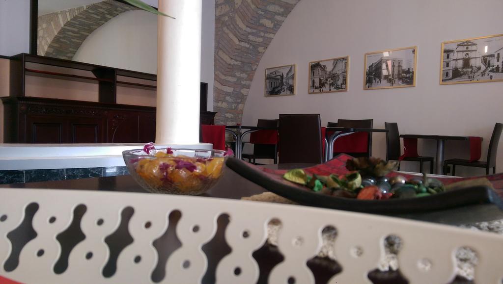 B&B Porta Di Mare Καταντζάρο Εξωτερικό φωτογραφία
